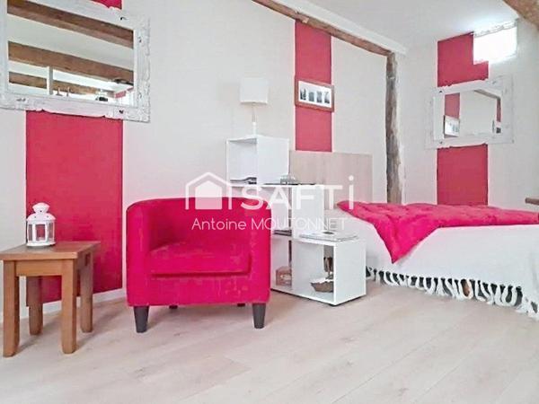 Studio meublé au cœur du quartier historique