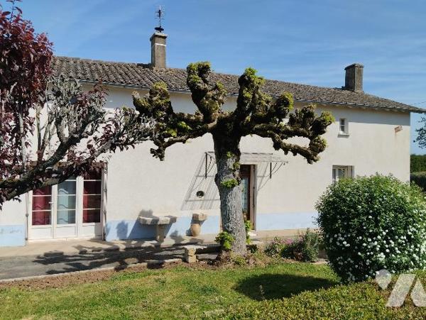 MAISON DE CAMPAGNE de 135 m² /JARDIN 1535 M²