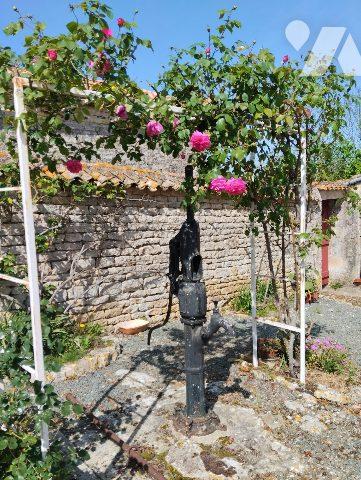 MAISON DE CAMPAGNE de 135 m² /JARDIN 1535 M²
