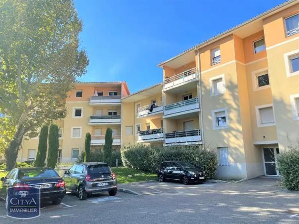 Appartement à louer 3 pièces 62.7m²