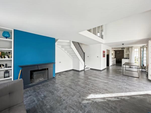 Maison à vendre 7 pièces SAINT-RÉMY-LES-CHEVREUSE (78)