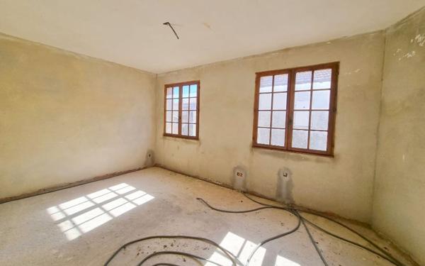 Maison à vendre    2 pièces •  Six-Fours-les-Plages