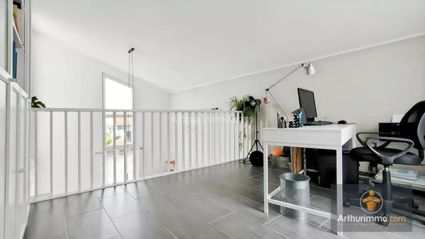 Vente                                                      Maison
                        
                     6 pièces                      111 m2                     à Bondoufle