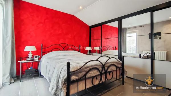 Vente                                                      Maison
                        
                     6 pièces                      111 m2                     à Bondoufle
