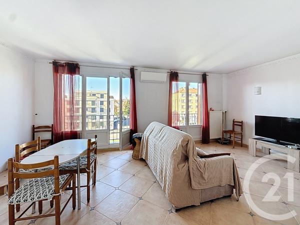 Appartement F4 à vendre  5 pièces - 85,24 m2 CHOISY LE ROI - 94