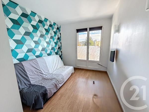 Appartement F4 à vendre  5 pièces - 85,24 m2 CHOISY LE ROI - 94