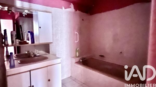 Maison à vendre 4 pièces 200 m² Éloise