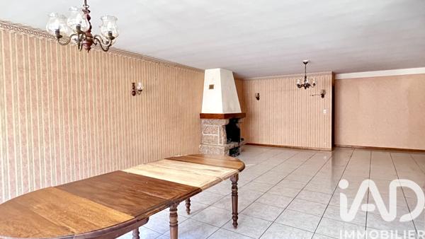 Maison à vendre 4 pièces 200 m² Éloise