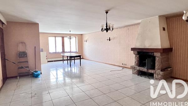 Maison à vendre 4 pièces 200 m² Éloise