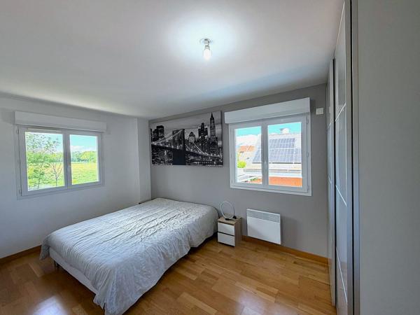 Maison individuelle 105 m² (RT 2012) - 3 chambres - Terrain 637 m²