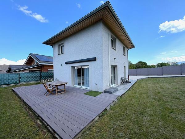 Maison individuelle 105 m² (RT 2012) - 3 chambres - Terrain 637 m²