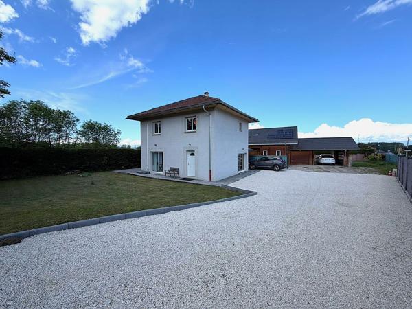 Maison individuelle 105 m² (RT 2012) - 3 chambres - Terrain 637 m²