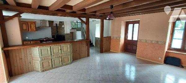 Maison à Vendre à La Roche-Neuville (53360) en Mayenne (53)

Cette maison peut convenir à un ...