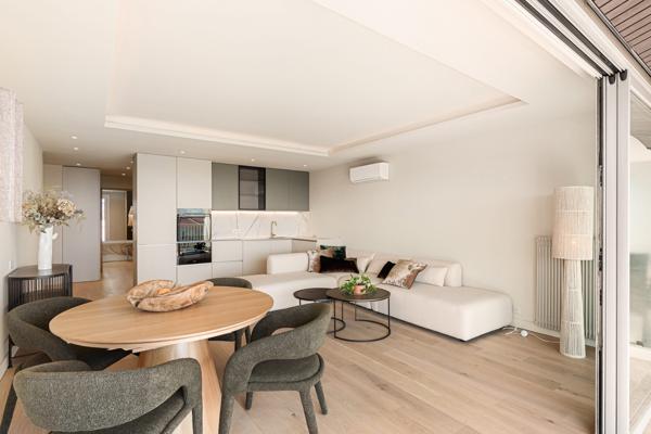 Cannes dernier étage  vue mer panoramique appartement 73 m2  avec  Terrasse