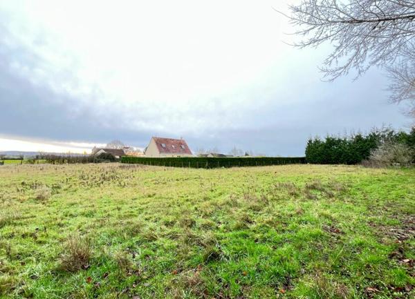 Terrain à vendre    Larré