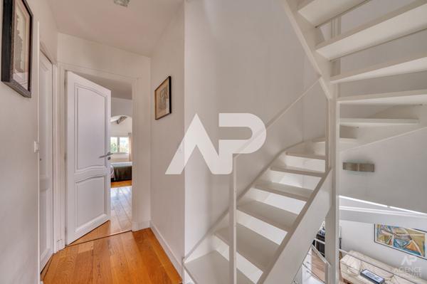 Maison Rueil Malmaison 6 pièce(s) 240m2 €1 299 000 ** - Référence 19456