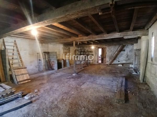 Maison 5 pièces 180 m² – piscine – terrain 3200 m²