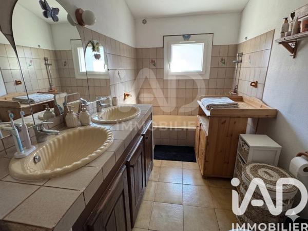 Maison à vendre 4 pièces 136 m² Alès