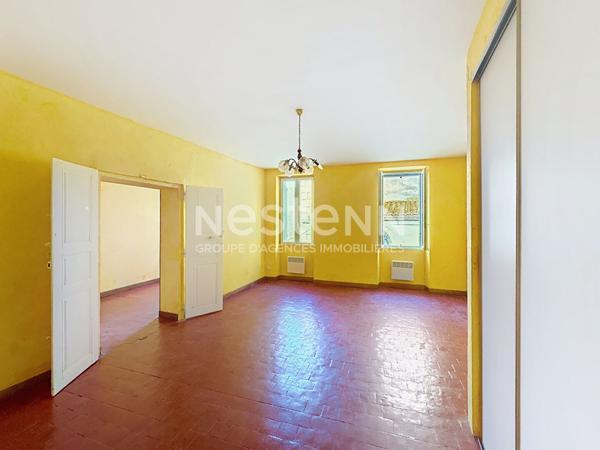 Immeuble de caractère du XVIIe siècle de 232 m² sur 4 niveaux à Sigean (11)