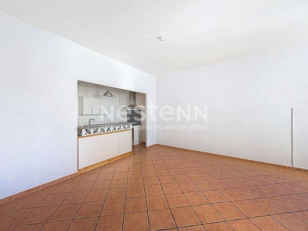 Immeuble de caractère du XVIIe siècle de 232 m² sur 4 niveaux à Sigean (11)