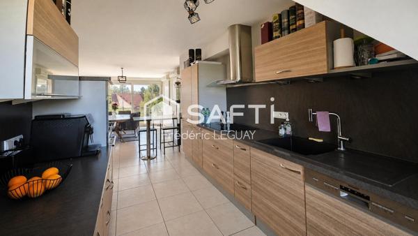 Bel appartement duplex traversant avec vue dégagée