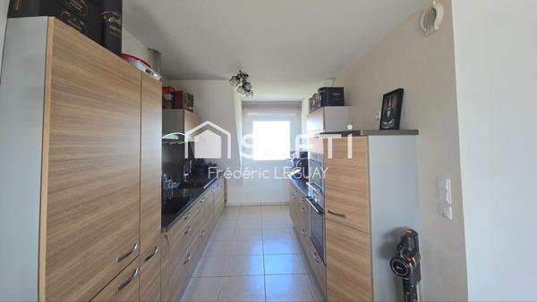 Bel appartement duplex traversant avec vue dégagée