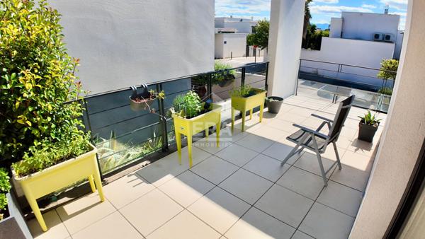 Perpignan Mas St-Pierre : Villa contemporaine 4 pièces avec piscine à vendre
