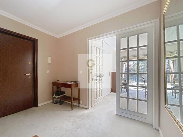 BEL APPARTEMENT T3 AVEC CAVE AUX CLAIRIÈRES