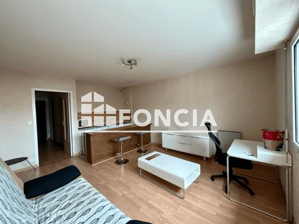 Location Studio meublé 32.96 m² - RESIDENCE MEDICIS Le Mans 72000