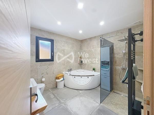 MAGNIFIQUE MAISON CONTEMPORAINE JURANCON