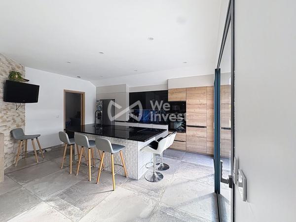 MAGNIFIQUE MAISON CONTEMPORAINE JURANCON