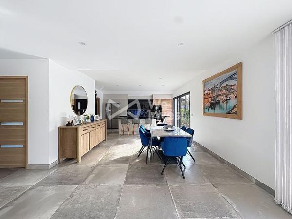 MAGNIFIQUE MAISON CONTEMPORAINE JURANCON