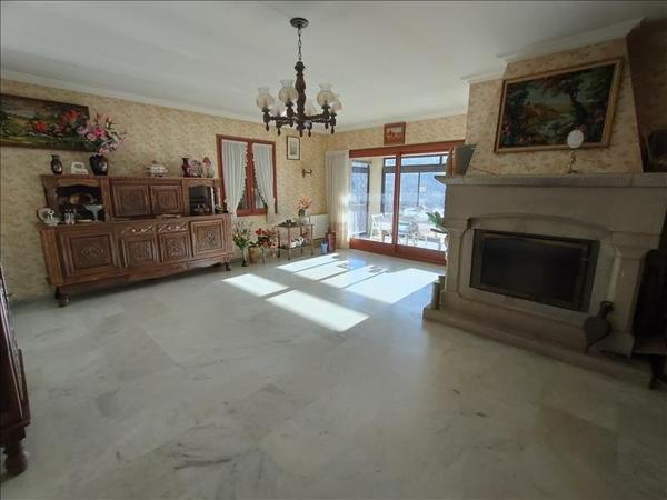 Maison à vendre |  Figeac |  6 pièces | 170 m²