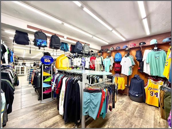 AGELES-SUR-MER, BEAU FONDS DE COMMERCE A LA PLAGE, DANS RUELLE ATTRACTIVE!