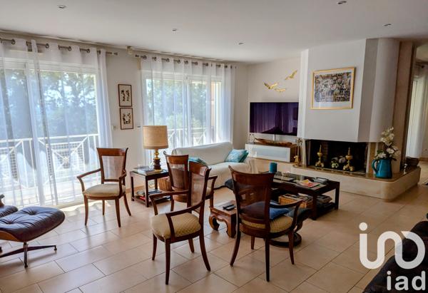 Maison à vendre 8 pièces 267 m² Montpon-Ménestérol