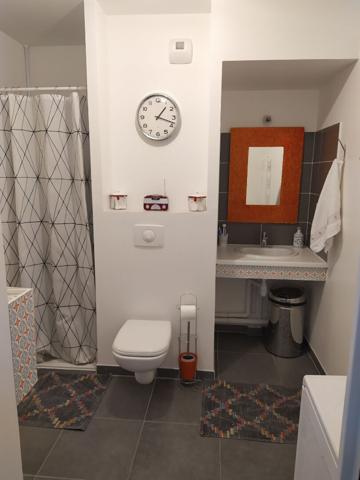 Appartement 25m²  - secteur Pont de l'Arc - Vue Sainte Victoire