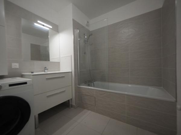 Appartement 3 pièces avec terrasse ? Romainville (Quartier de l'Horloge)