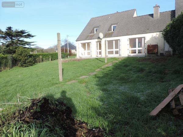 Maison à vendre à Belle-Isle-en-Terre dans les Côtes-d'Armor (22810), ref : 22069-1840