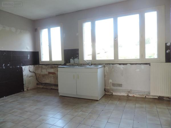 Maison à vendre à Belle-Isle-en-Terre dans les Côtes-d'Armor (22810), ref : 22069-1840