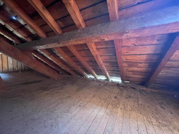 APPARTEMENT DE TYPE T2 A CONDAT Condat (15190)