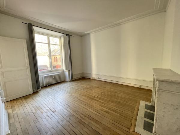 Bureaux à louer 317 m² Nantes centre ville emplacement de choix