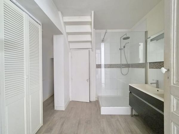 Echoppe double Bordeaux 4 pièces principales 116.50 m2 , Bordeaux
