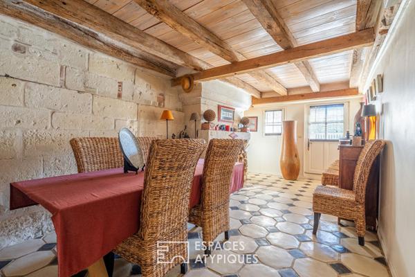 Maison de charme dans son ecrin de verdure