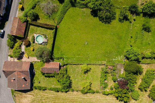 Maison de 160 m² avec studio locatif, 4 hectares de terrain - Saint Parthem 12300 saint parthem