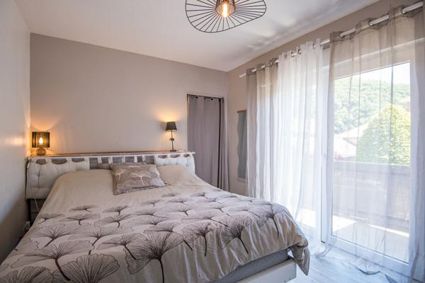 Maison de 160 m² avec studio locatif, 4 hectares de terrain - Saint Parthem 12300 saint parthem