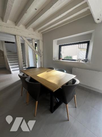 A 5 min de BAGNOLES DE L'ORNE et LA FERTE MACE, maison 4 ch, garages, terrain