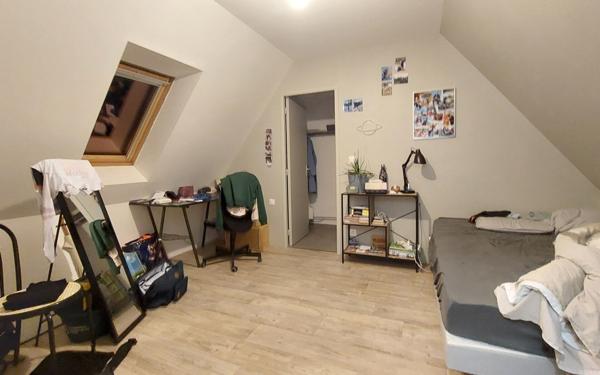 Immeuble à vendre    5 pièces • 154,70 m2 Évreux