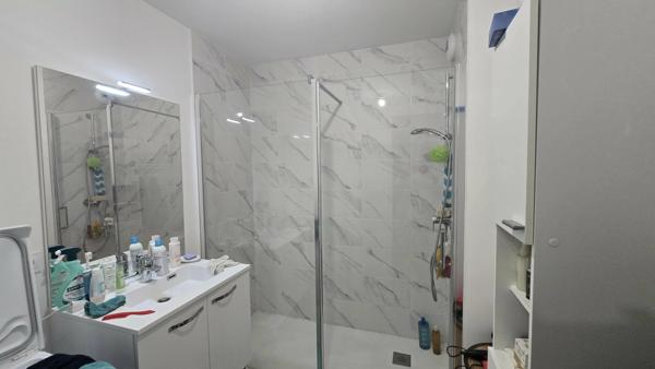 Appartement lumineux T3 avec terrasse à Mérignac