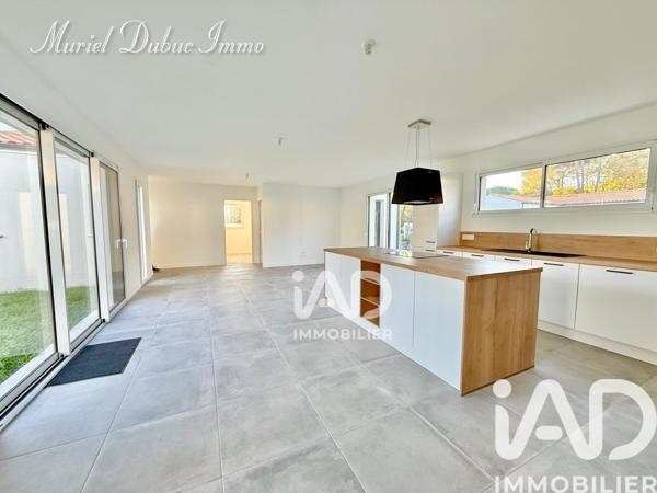 Maison à vendre 6 pièces 143 m² Les Mathes