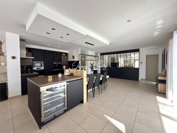 Maison à vendre 5 pièces de 136 m²